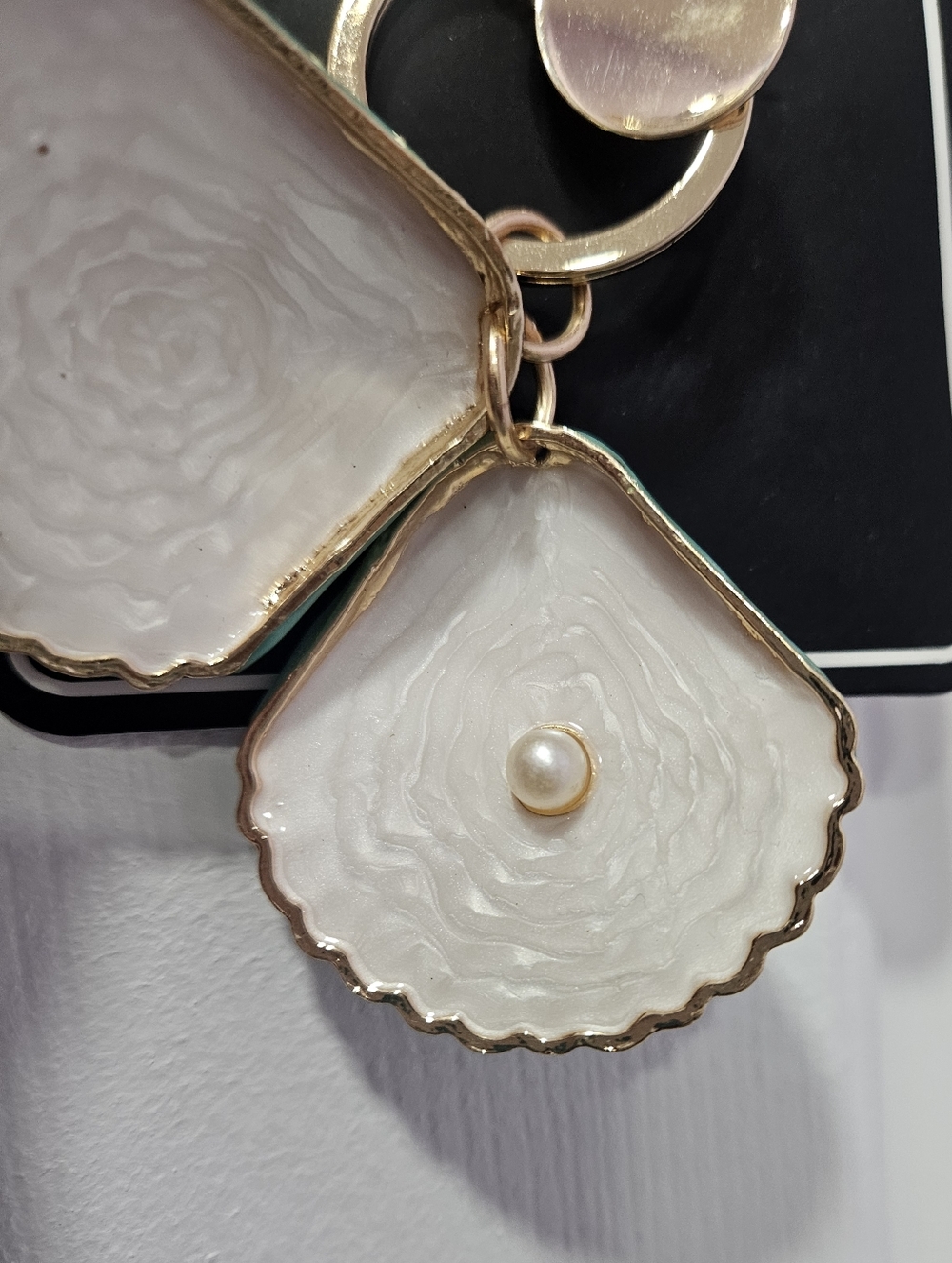 Aqua Seashell Bag Charm with Rhinestones - NWT - Picture 4 of 6